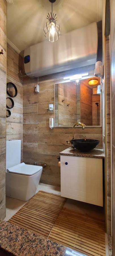 Oro Apartments ティラナ エクステリア 写真