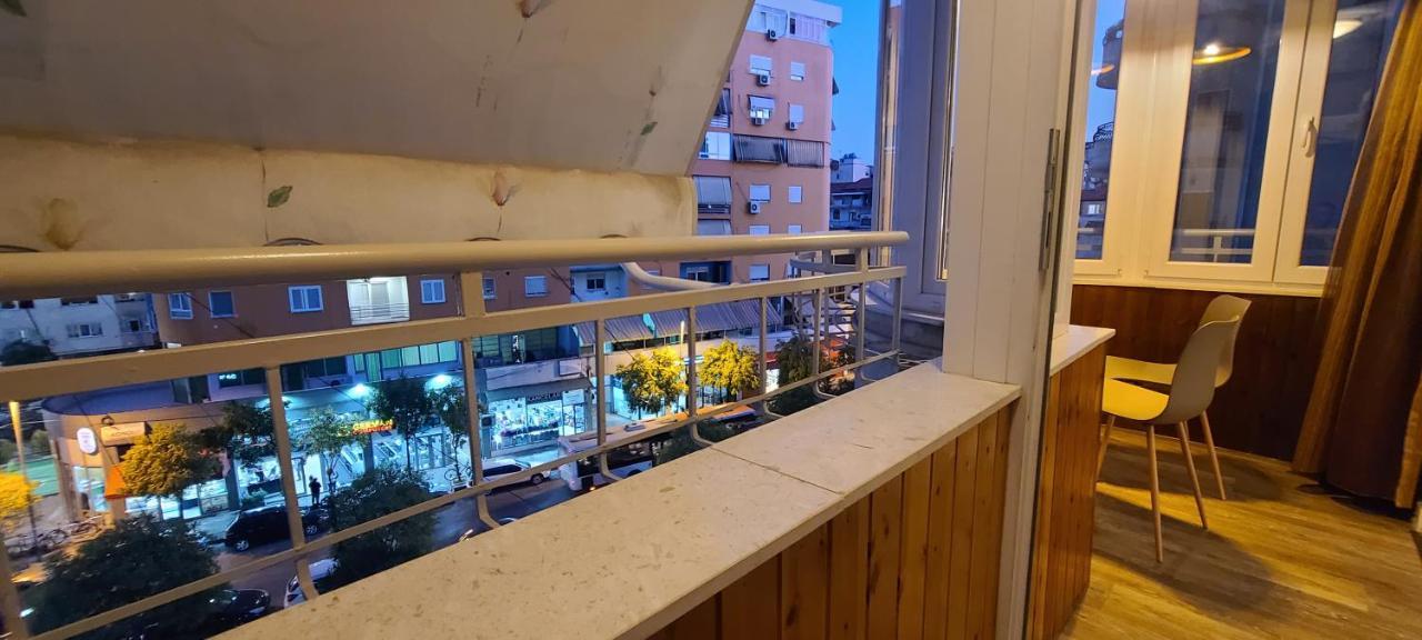 Oro Apartments ティラナ エクステリア 写真